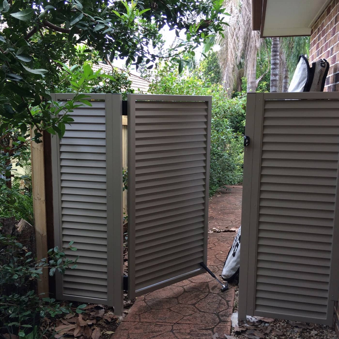 Aluminium Louvre Fence and Gate - Buderim